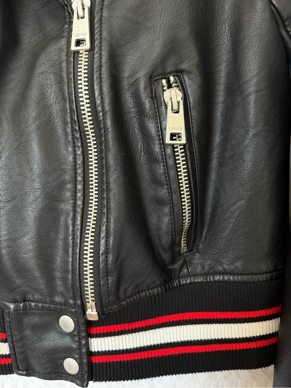 Levi’s Faux Leather Moto Jacket Varsity Stripe Rib Knit Hem Black Medium - Picture 4 of 8